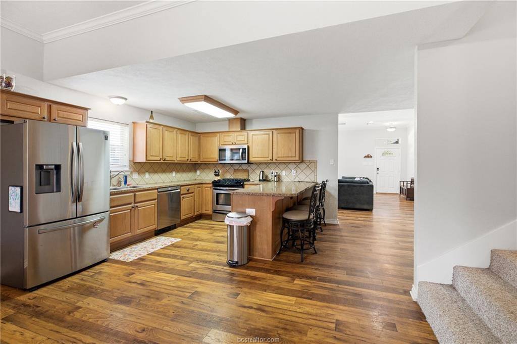 1103 Harrisonburg Lane, College Station, TX 77845