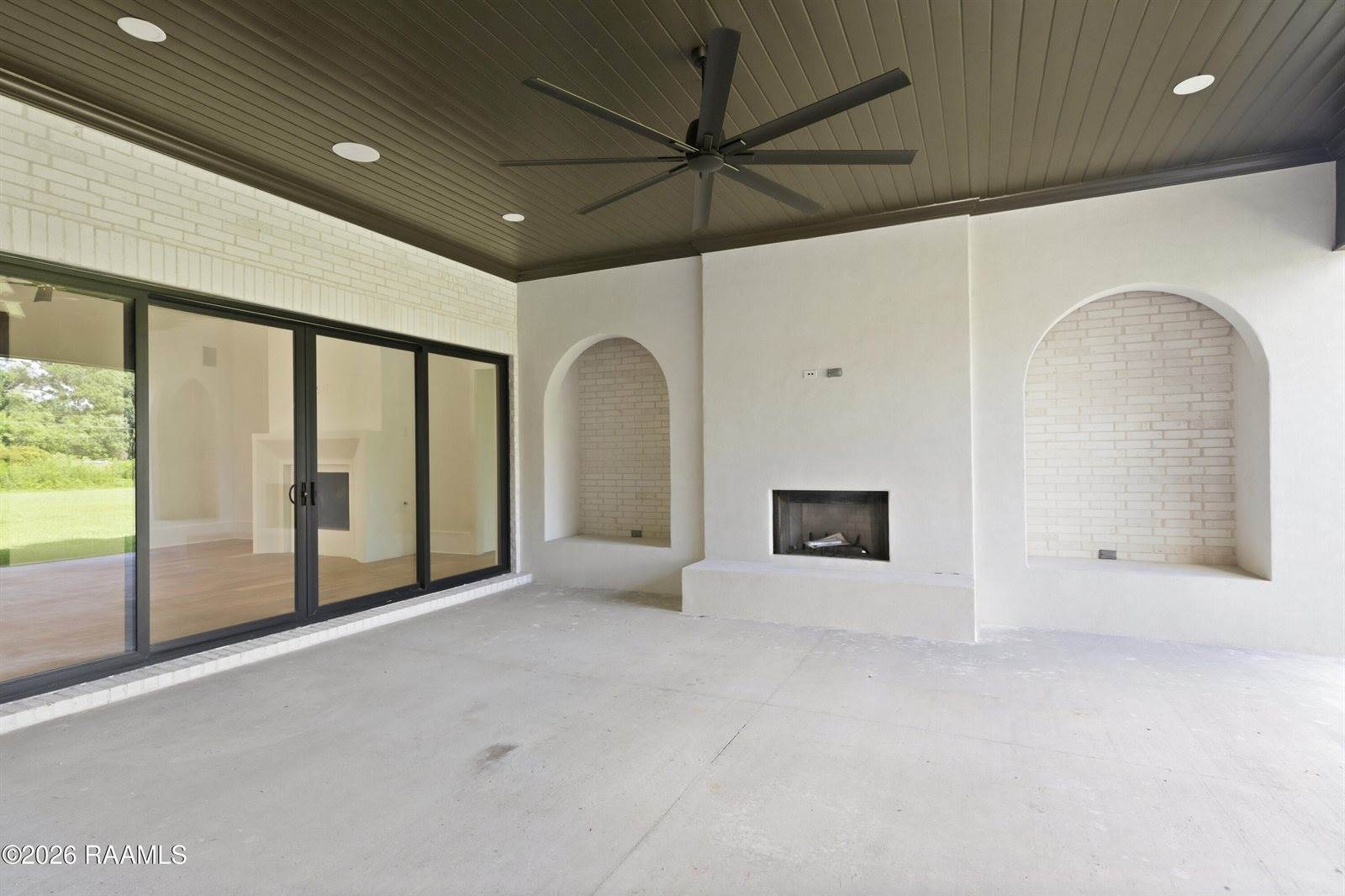 106 Trailing Oaks Drive, Youngsville, LA 70592