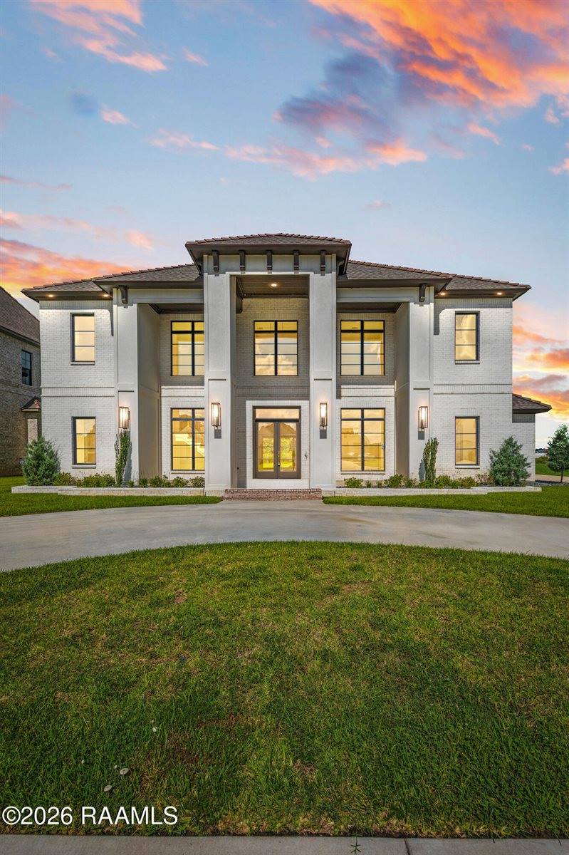 106 Trailing Oaks Drive, Youngsville, LA 70592