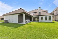 106 Trailing Oaks Drive, Youngsville, LA 70592