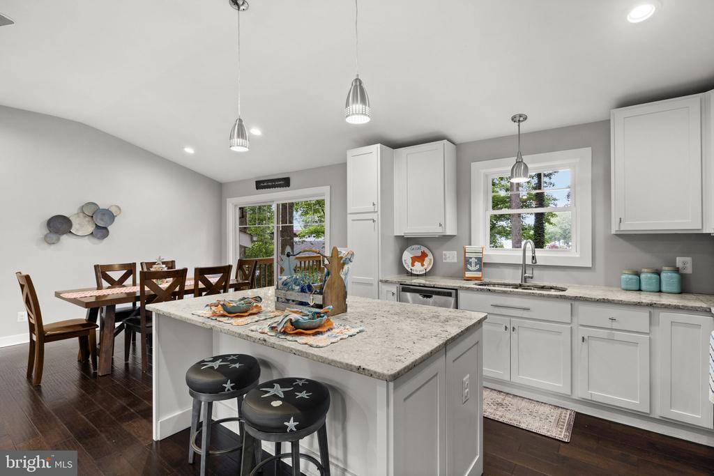 116 Federal Road, Locust Grove, VA 22508