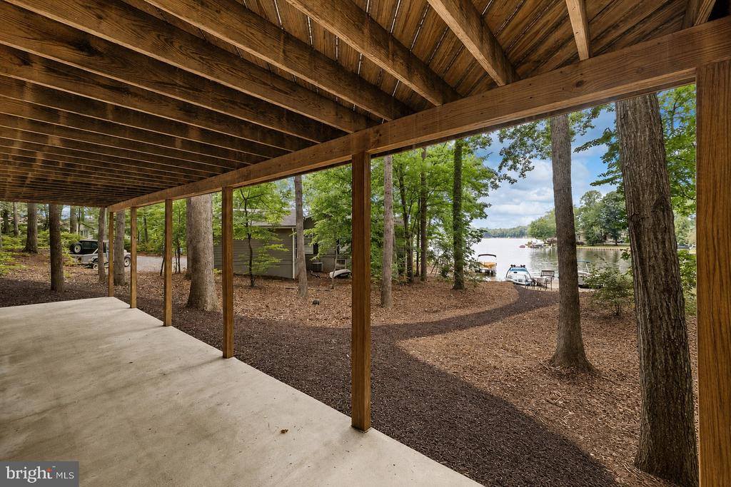 116 Federal Road, Locust Grove, VA 22508
