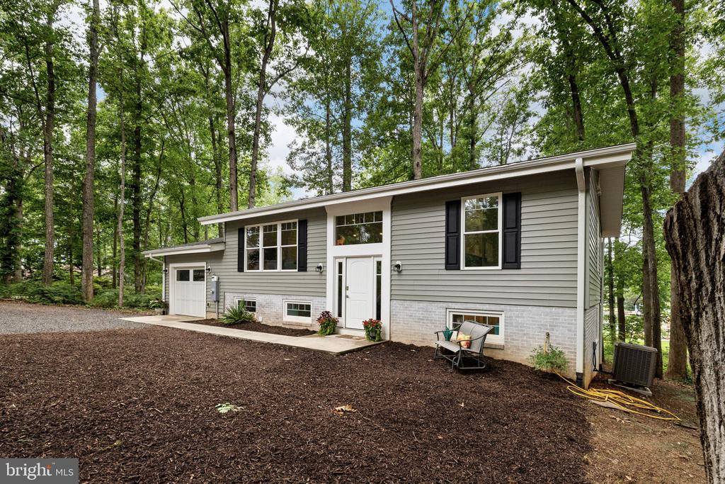 116 Federal Road, Locust Grove, VA 22508