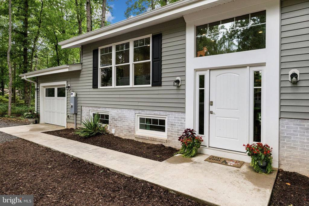 116 Federal Road, Locust Grove, VA 22508