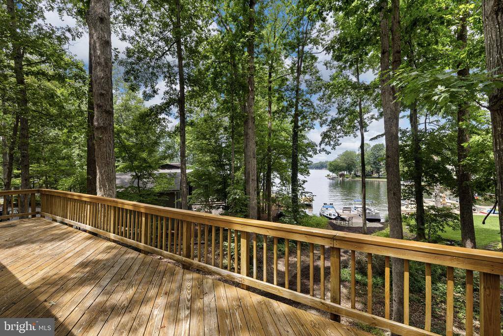 116 Federal Road, Locust Grove, VA 22508