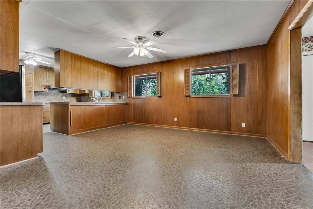 407 Timber Street, College Station, TX 77840