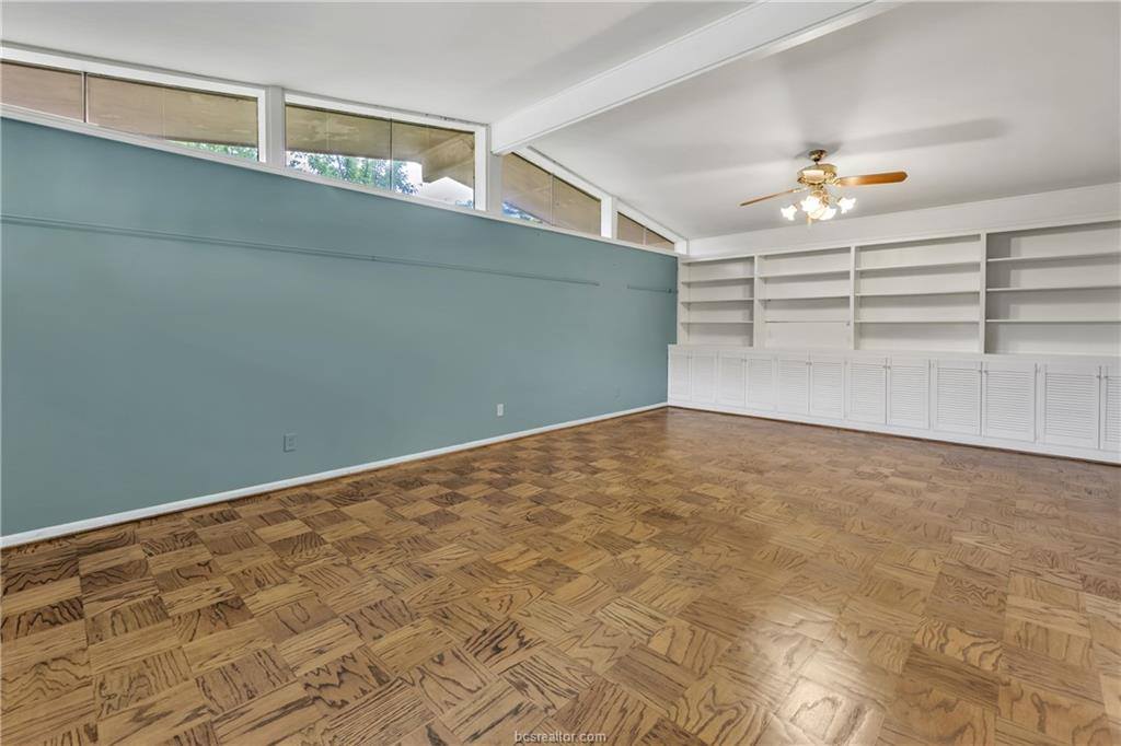 407 Timber Street, College Station, TX 77840