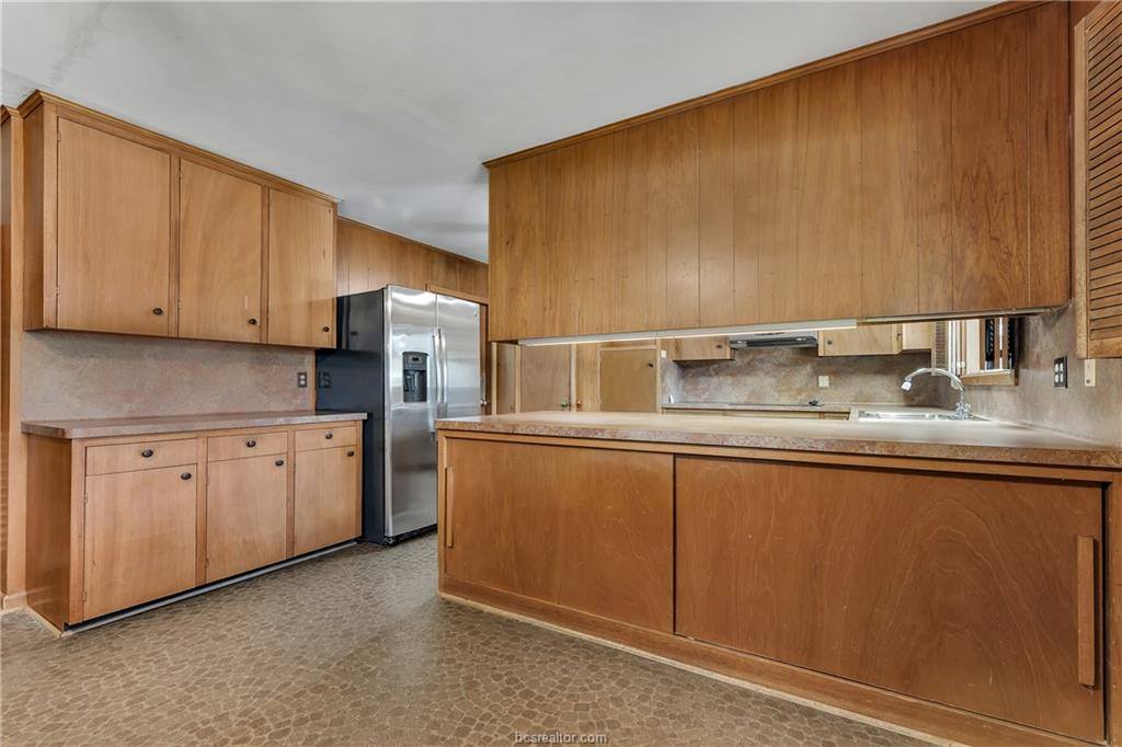 407 Timber Street, College Station, TX 77840