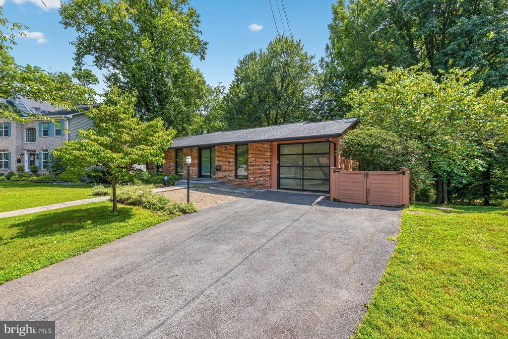 11733 Devilwood Drive, Potomac, MD 20854