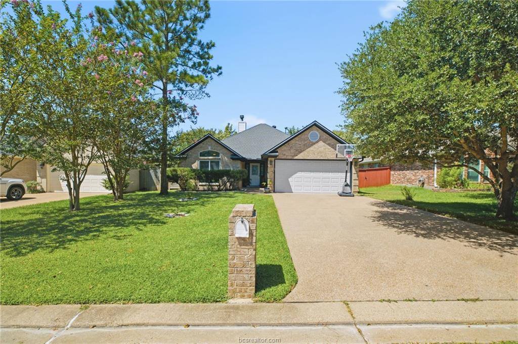 2342 Kendal Green Circle, College Station, TX 77845