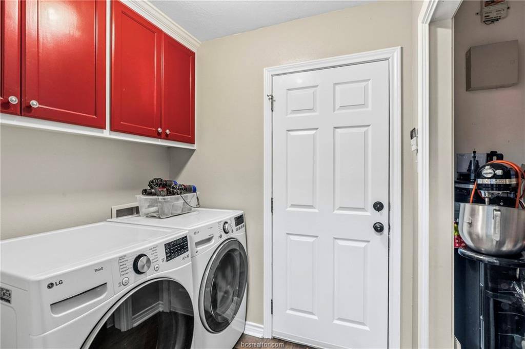 2342 Kendal Green Circle, College Station, TX 77845