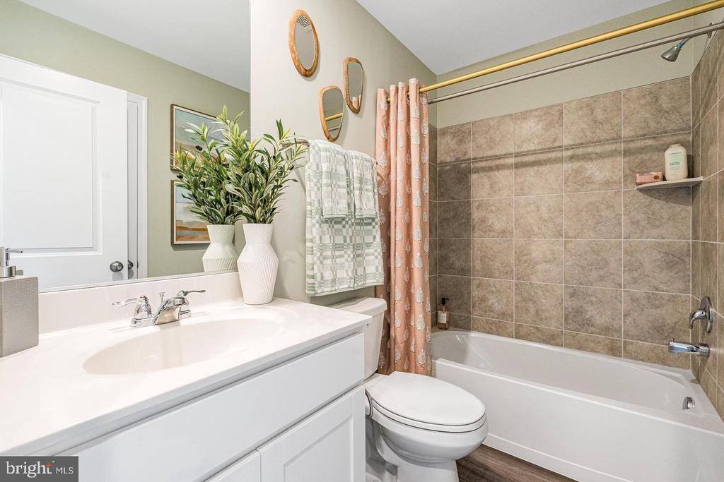 409 Silver Birch Drive, Ranson, WV 25438