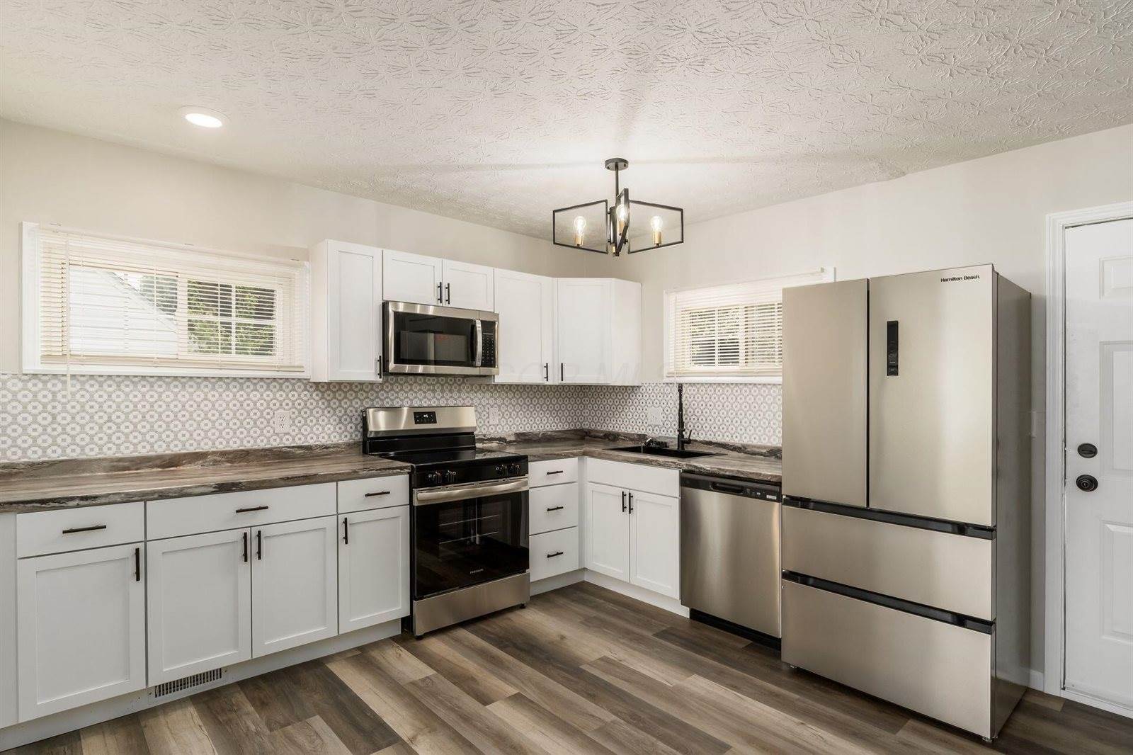 4167 Powell Avenue, Whitehall, OH 43213