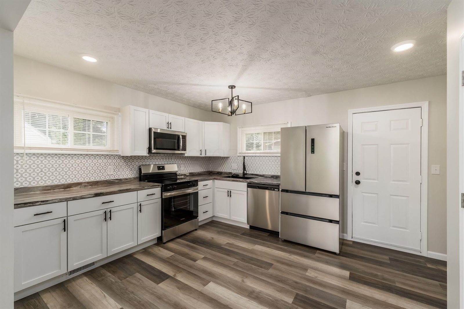 4167 Powell Avenue, Whitehall, OH 43213