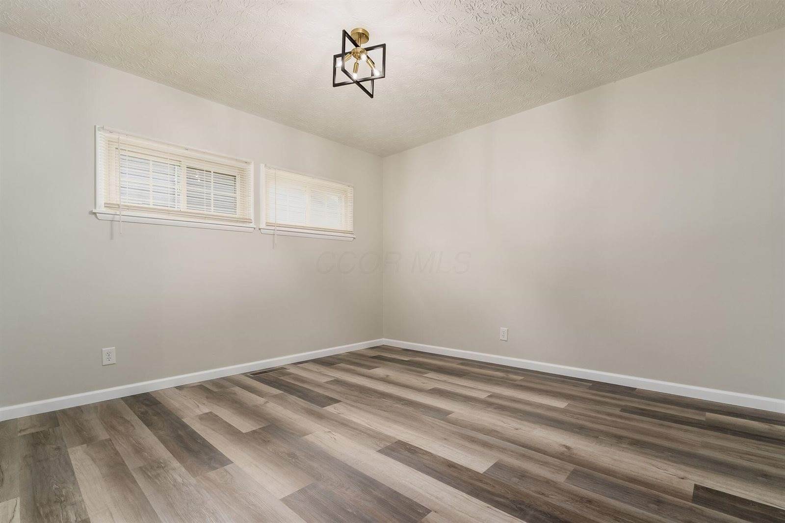 4167 Powell Avenue, Whitehall, OH 43213