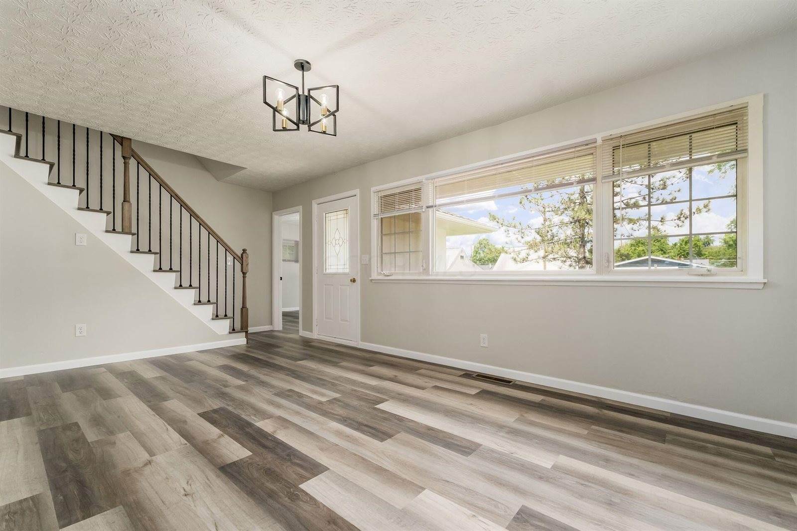 4167 Powell Avenue, Whitehall, OH 43213