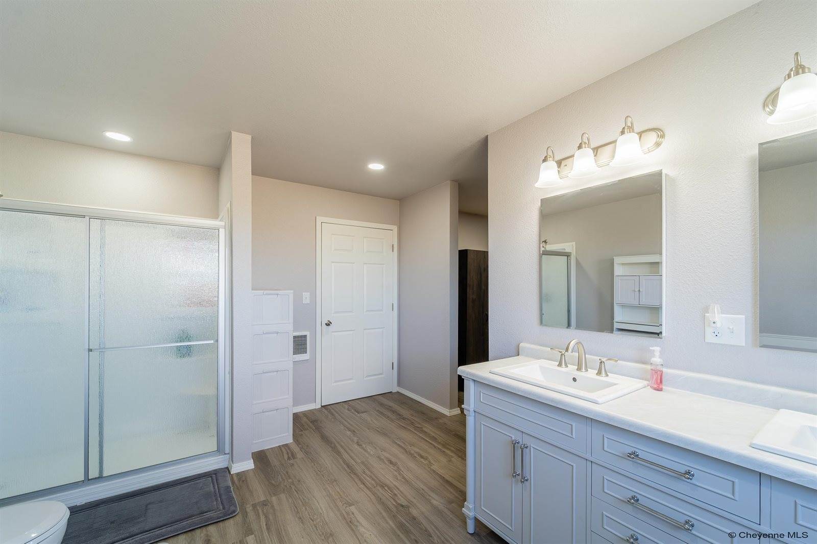 13320 East Four Mile Rd, Cheyenne, WY 82009