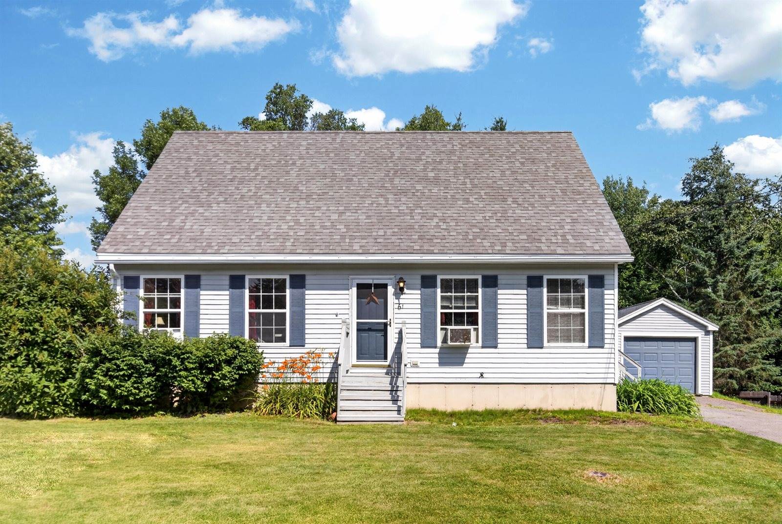 61 Sunny Hollow Place, Bangor, ME 04401