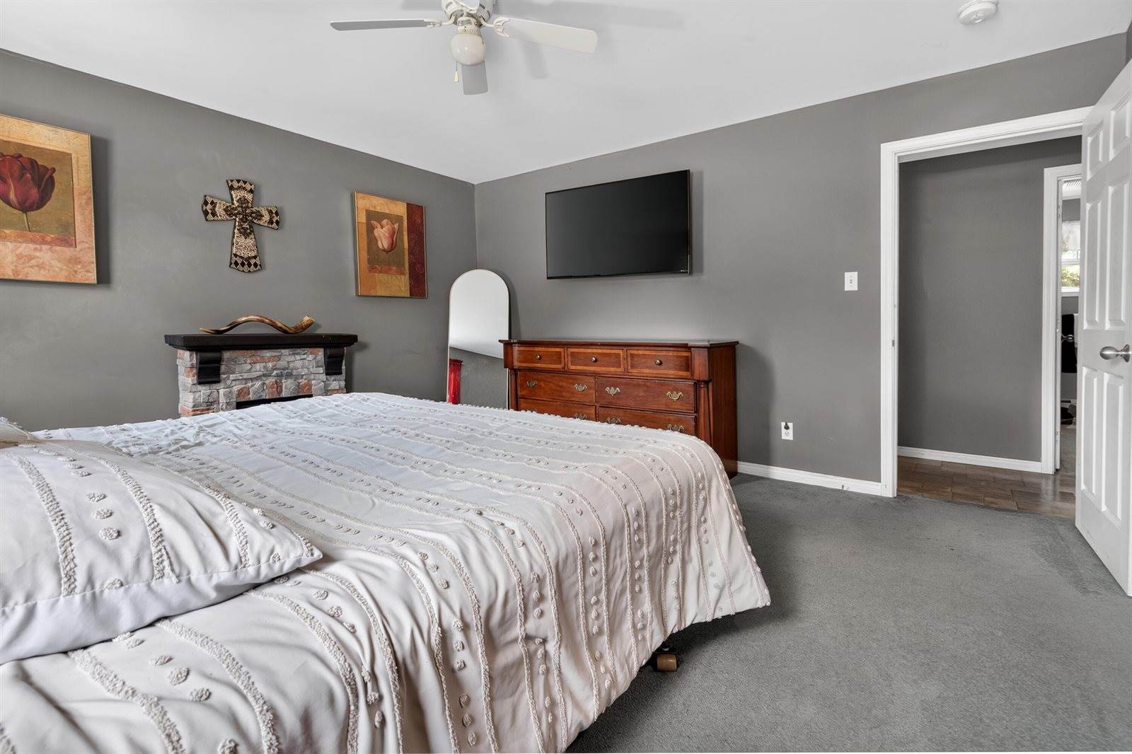 61 Sunny Hollow Place, Bangor, ME 04401