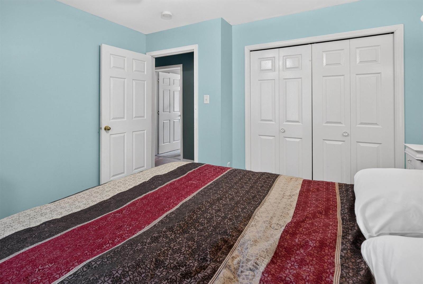 61 Sunny Hollow Place, Bangor, ME 04401