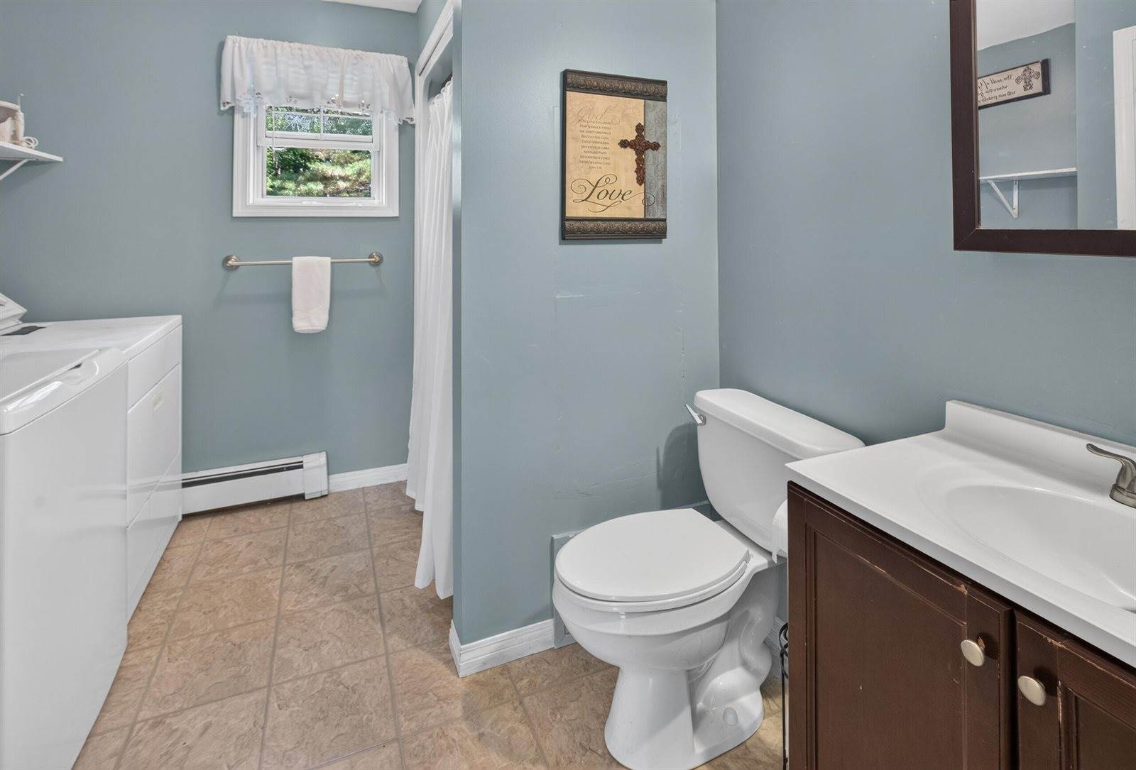 61 Sunny Hollow Place, Bangor, ME 04401