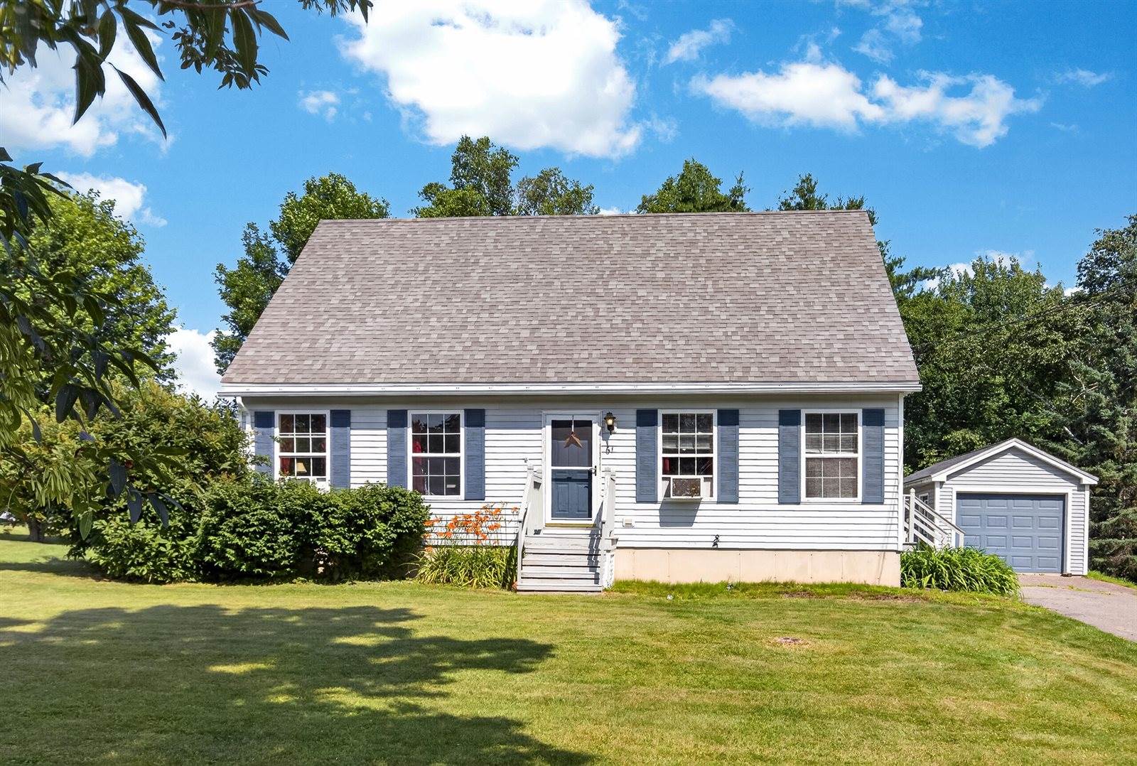 61 Sunny Hollow Place, Bangor, ME 04401