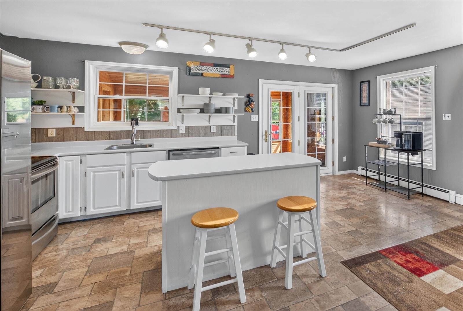 61 Sunny Hollow Place, Bangor, ME 04401