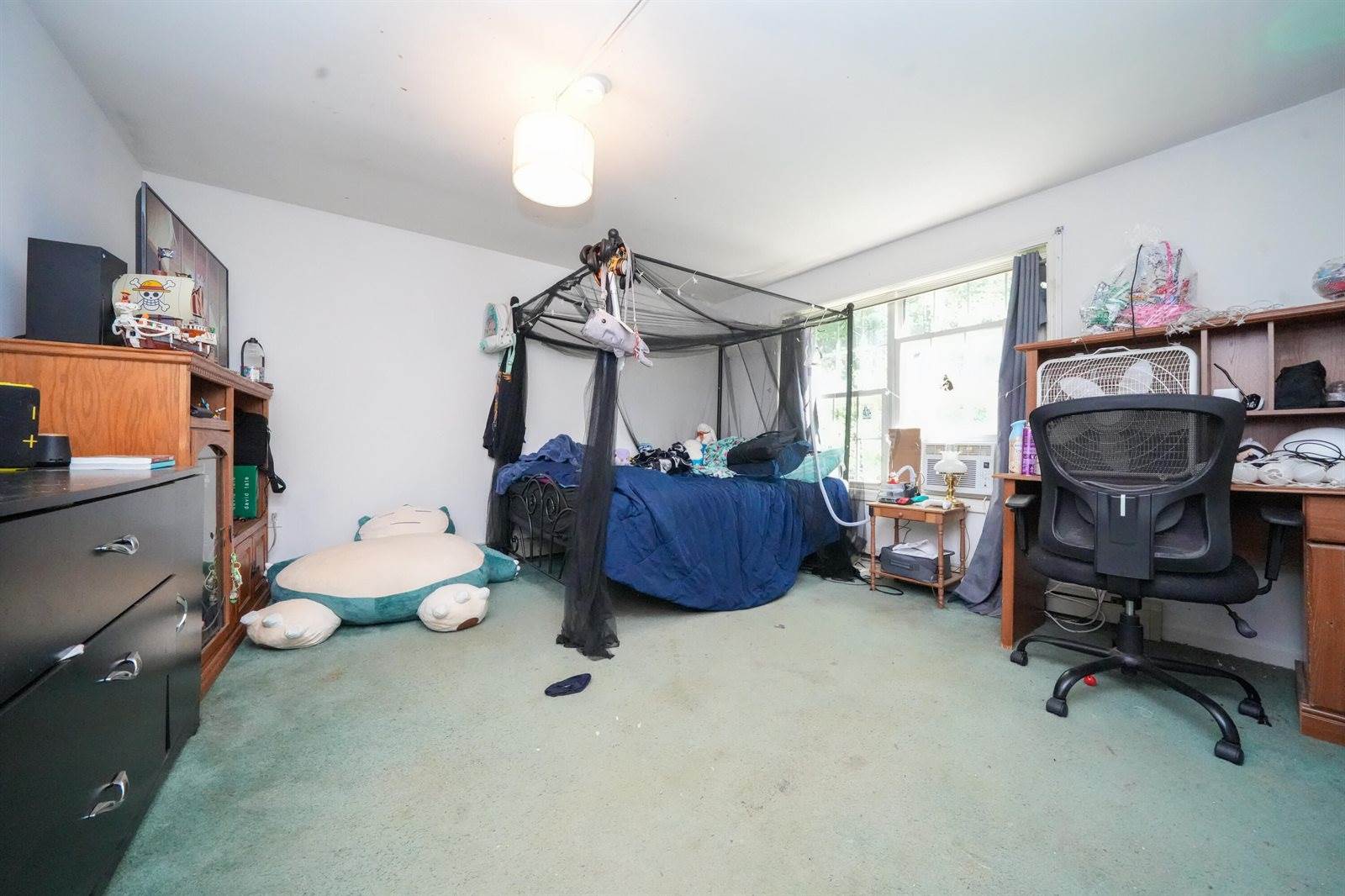 642 Stream Road, Winterport, ME 04496
