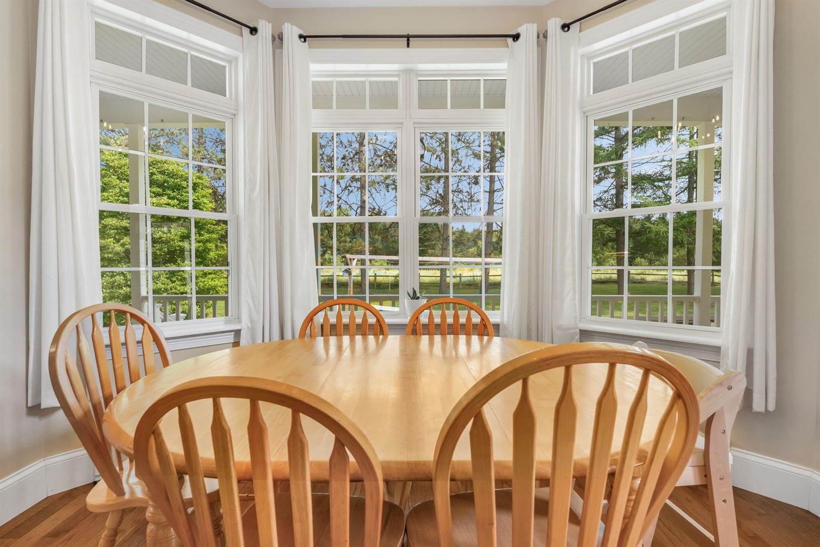 517 Blackstream Road, Hermon, ME 04401