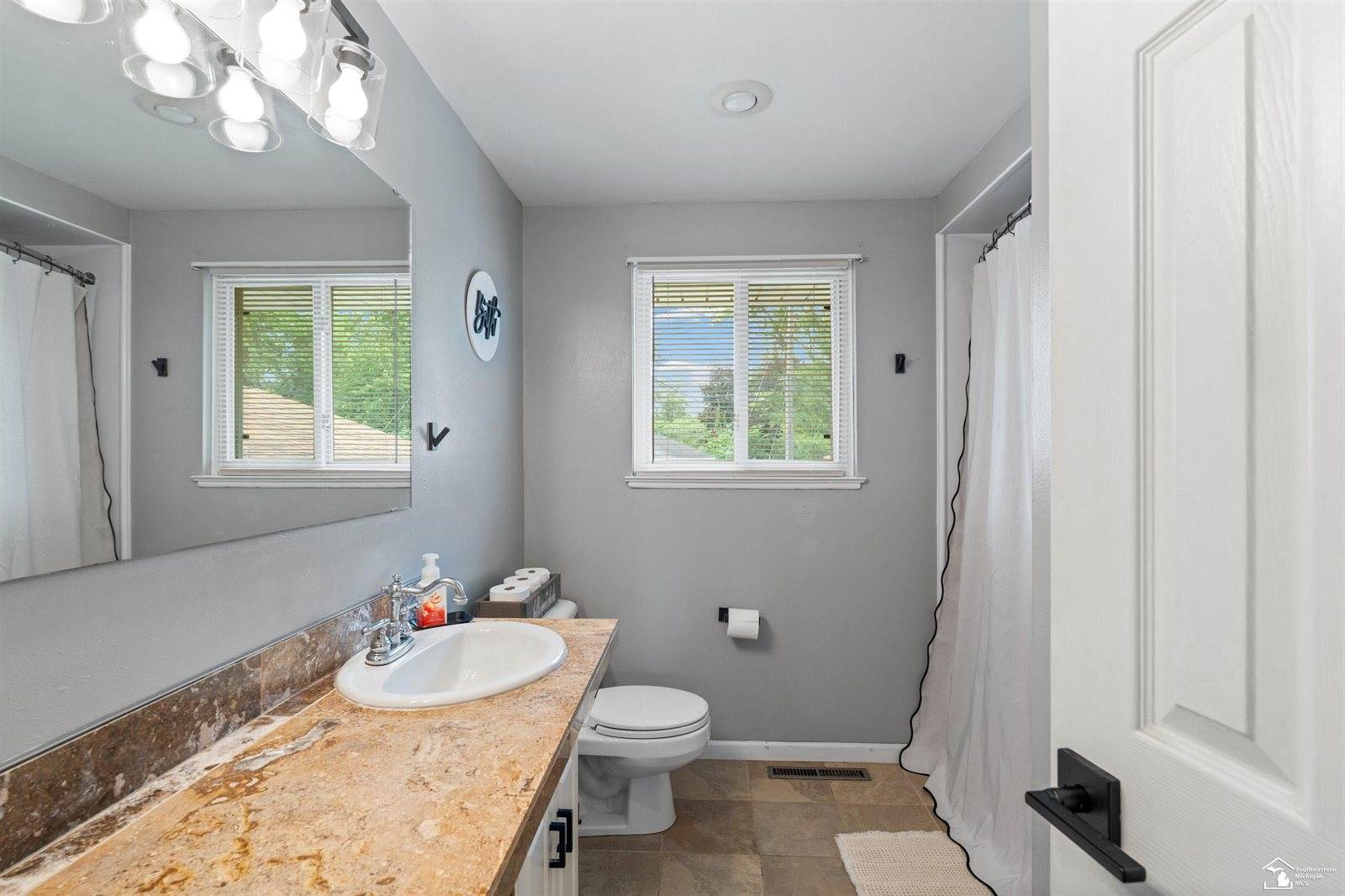 7268 Brookside Drive, Lambertville, MI 48144
