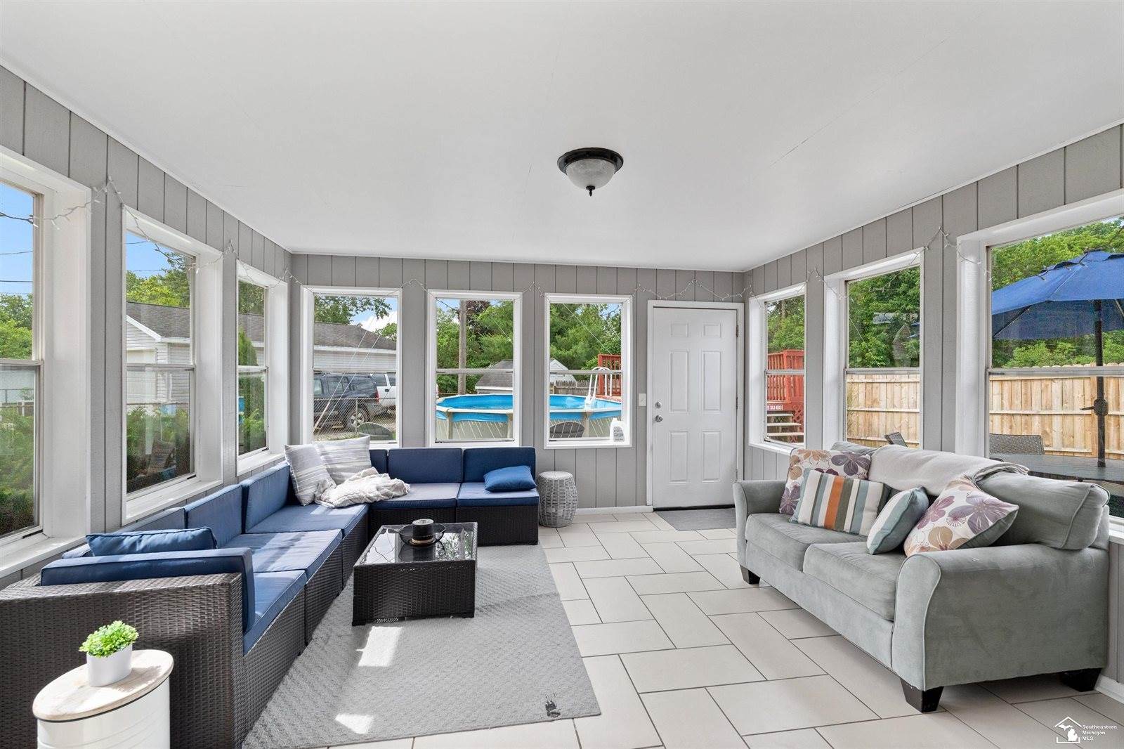7268 Brookside Drive, Lambertville, MI 48144