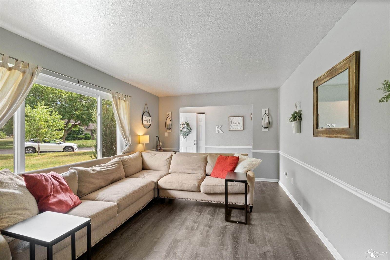7268 Brookside Drive, Lambertville, MI 48144