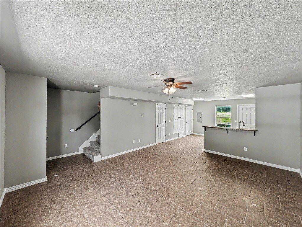 703 West Garland Street, Siloam Springs, AR 72761