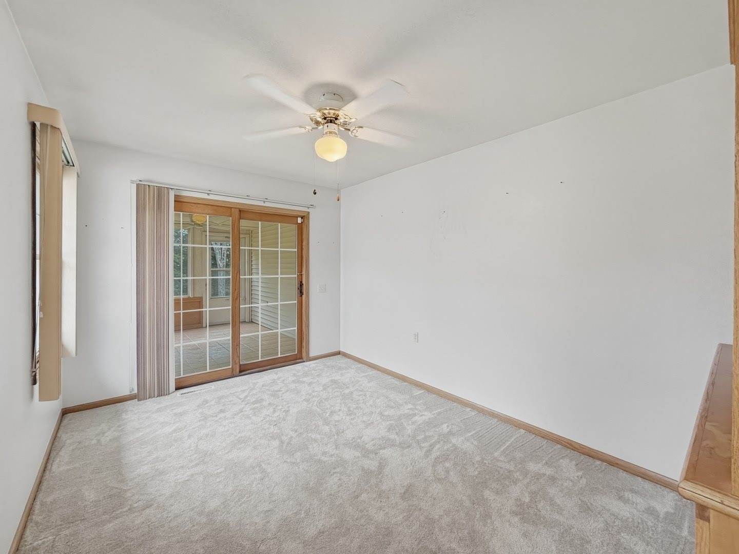 771 South Parkcrest Drive, Freeport, IL 61032