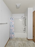 771 South Parkcrest Drive, Freeport, IL 61032