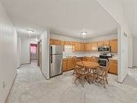 771 South Parkcrest Drive, Freeport, IL 61032