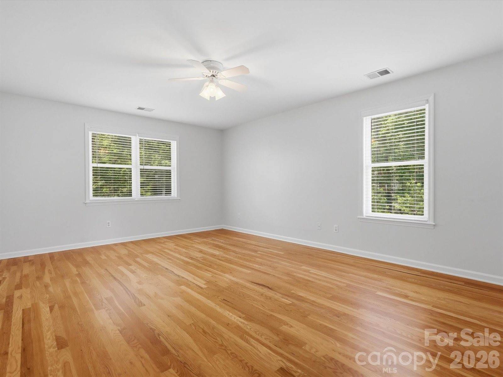 419 Whitefriars Lane, Matthews, NC 28105