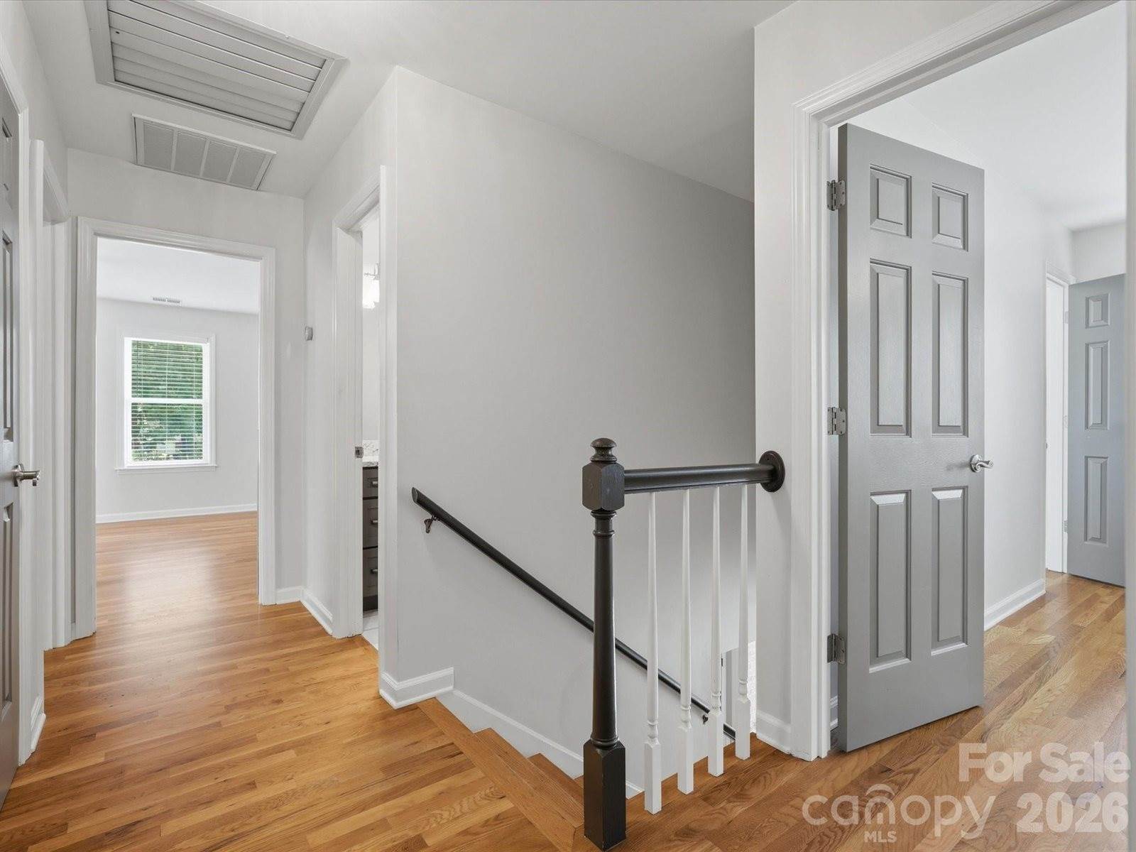 419 Whitefriars Lane, Matthews, NC 28105