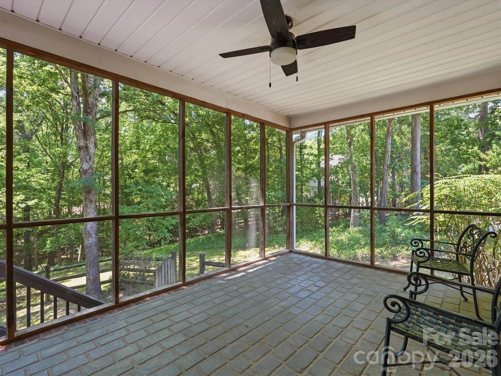 419 Whitefriars Lane, Matthews, NC 28105