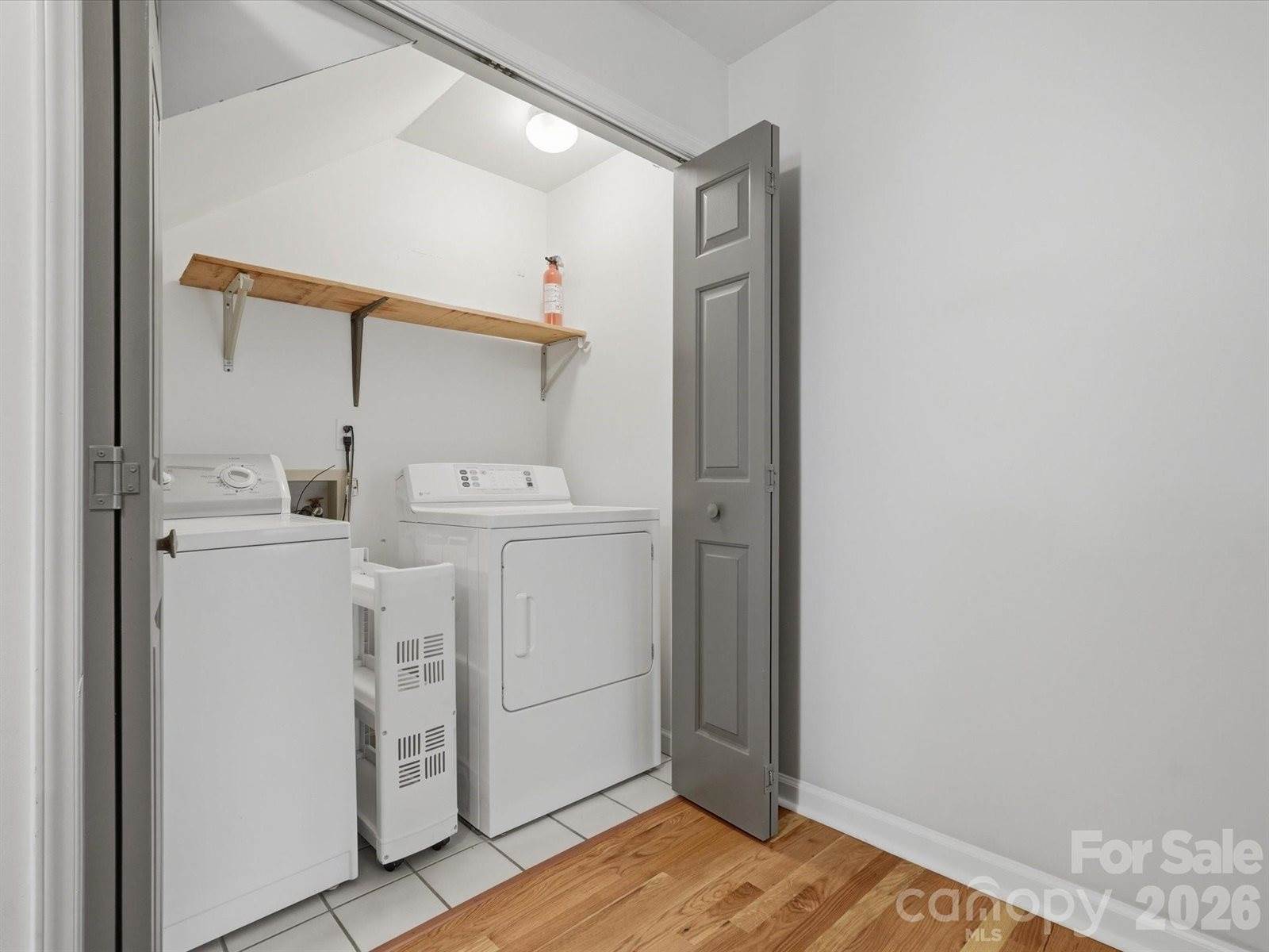 419 Whitefriars Lane, Matthews, NC 28105