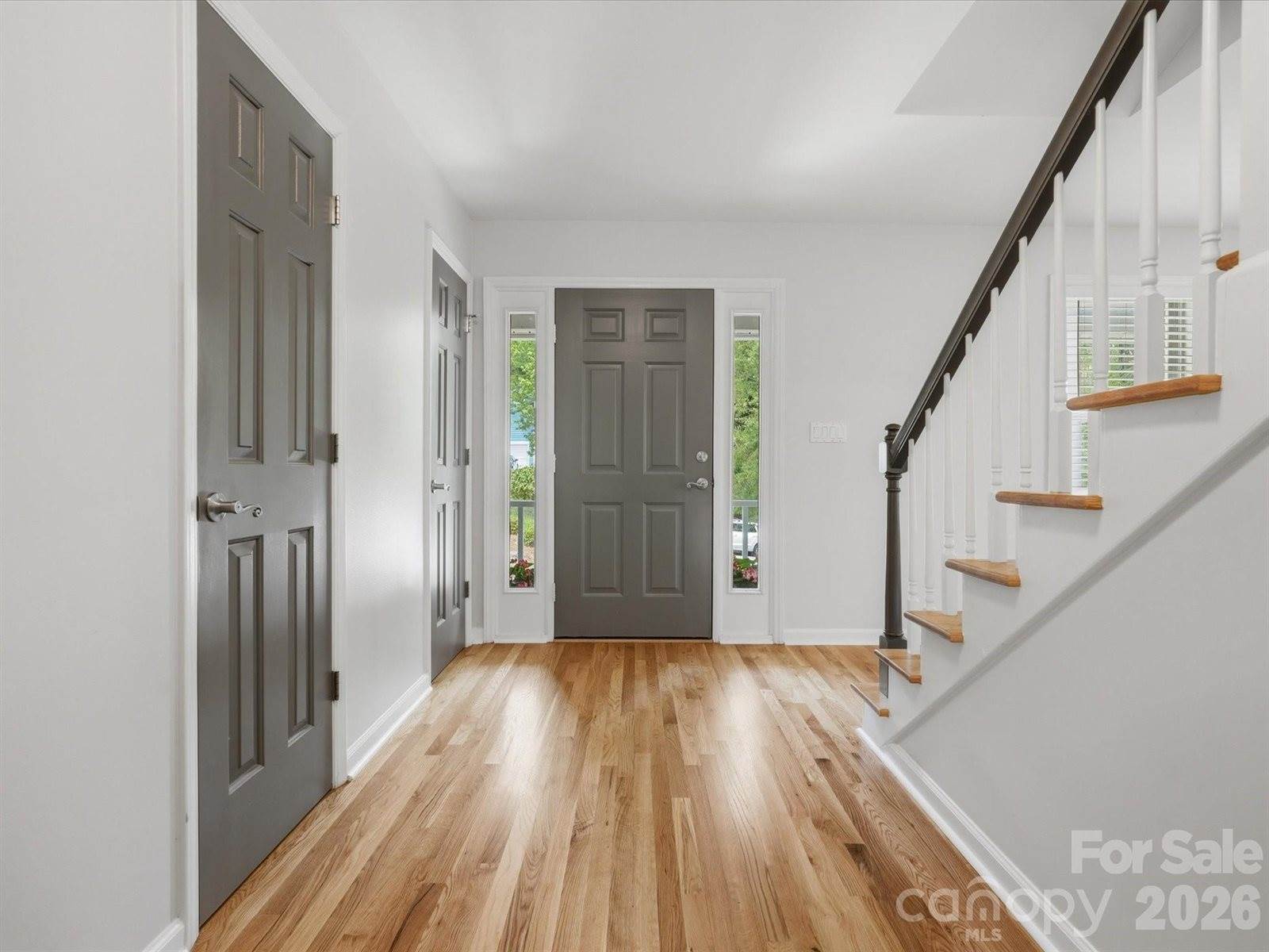419 Whitefriars Lane, Matthews, NC 28105
