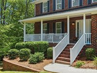 419 Whitefriars Lane, Matthews, NC 28105