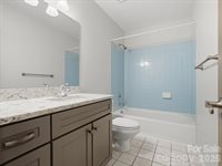 419 Whitefriars Lane, Matthews, NC 28105