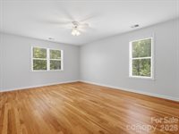 419 Whitefriars Lane, Matthews, NC 28105