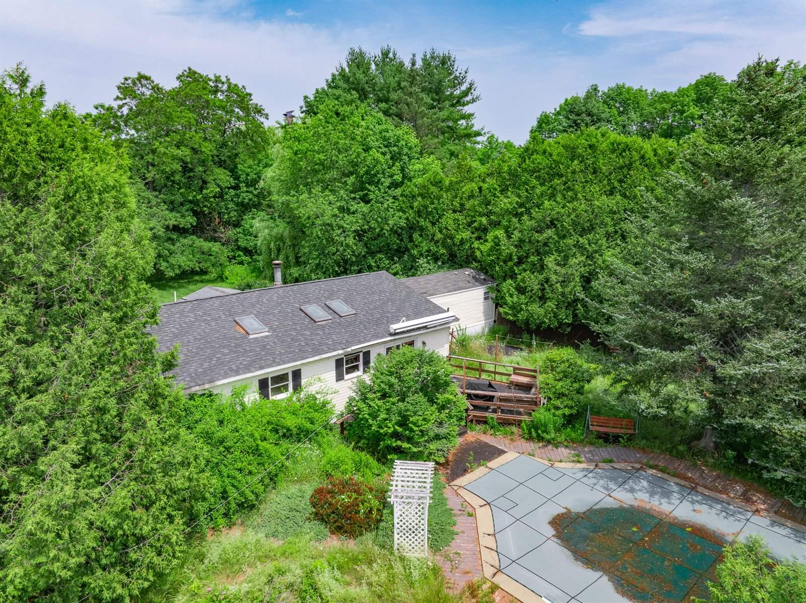 512 Mudgett Road, Levant, ME 04456