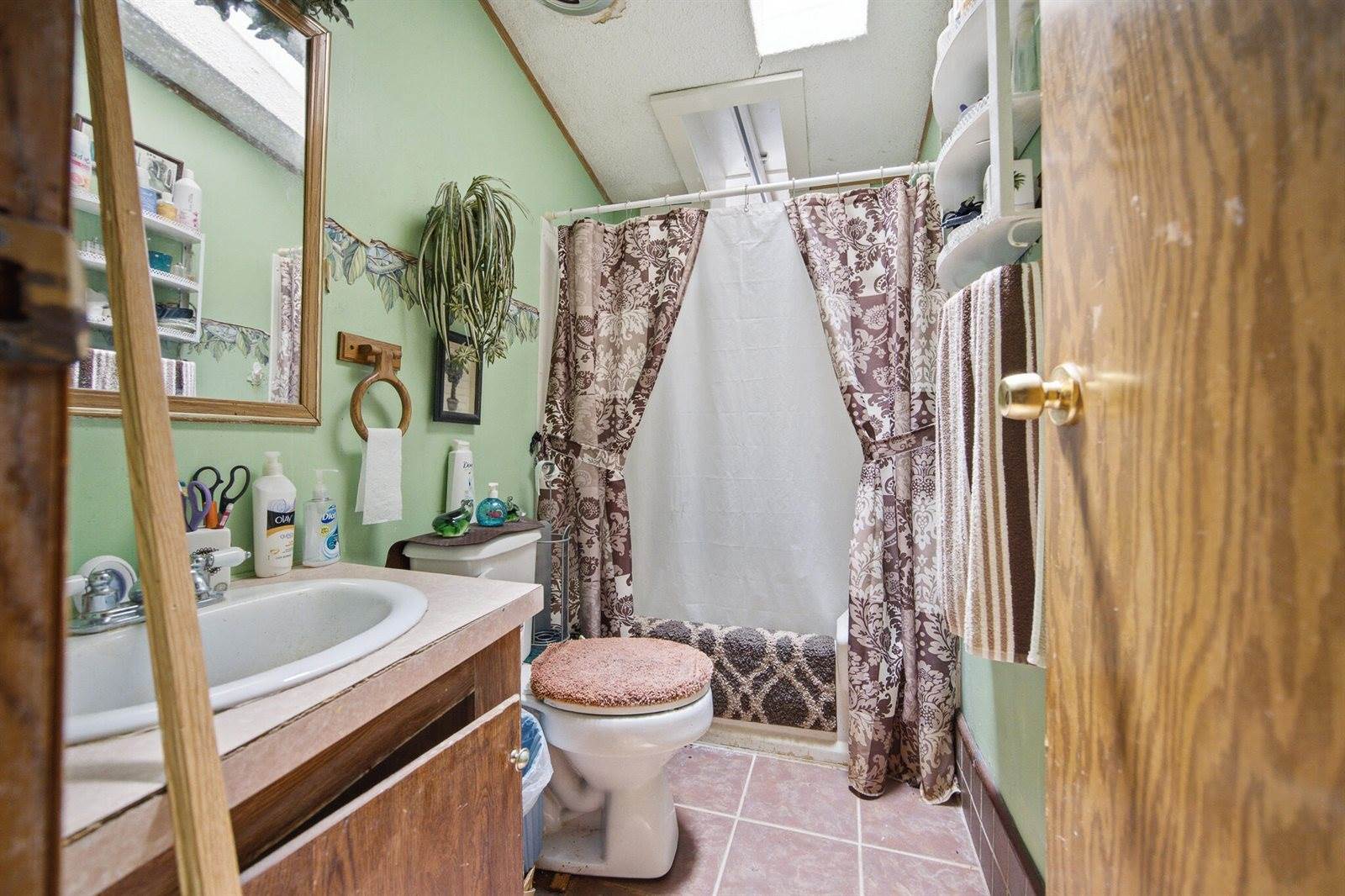 512 Mudgett Road, Levant, ME 04456