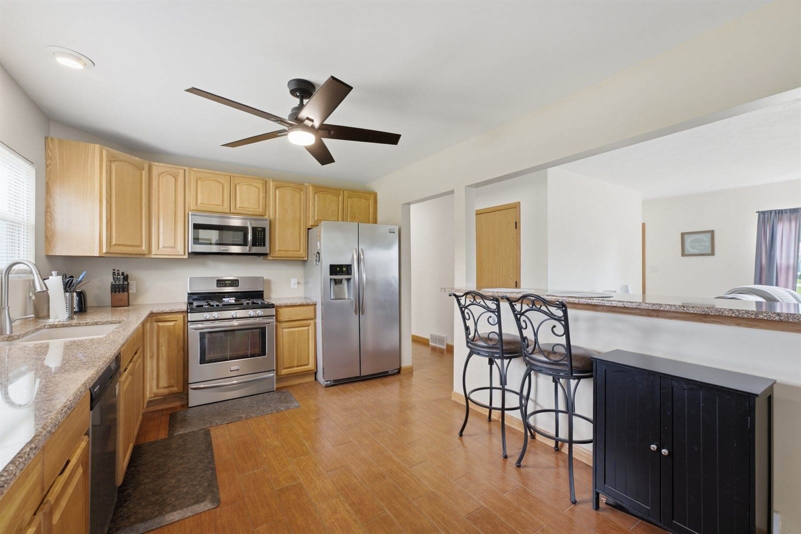 2808 West 3rd Street, Coal Valley, IL 61240
