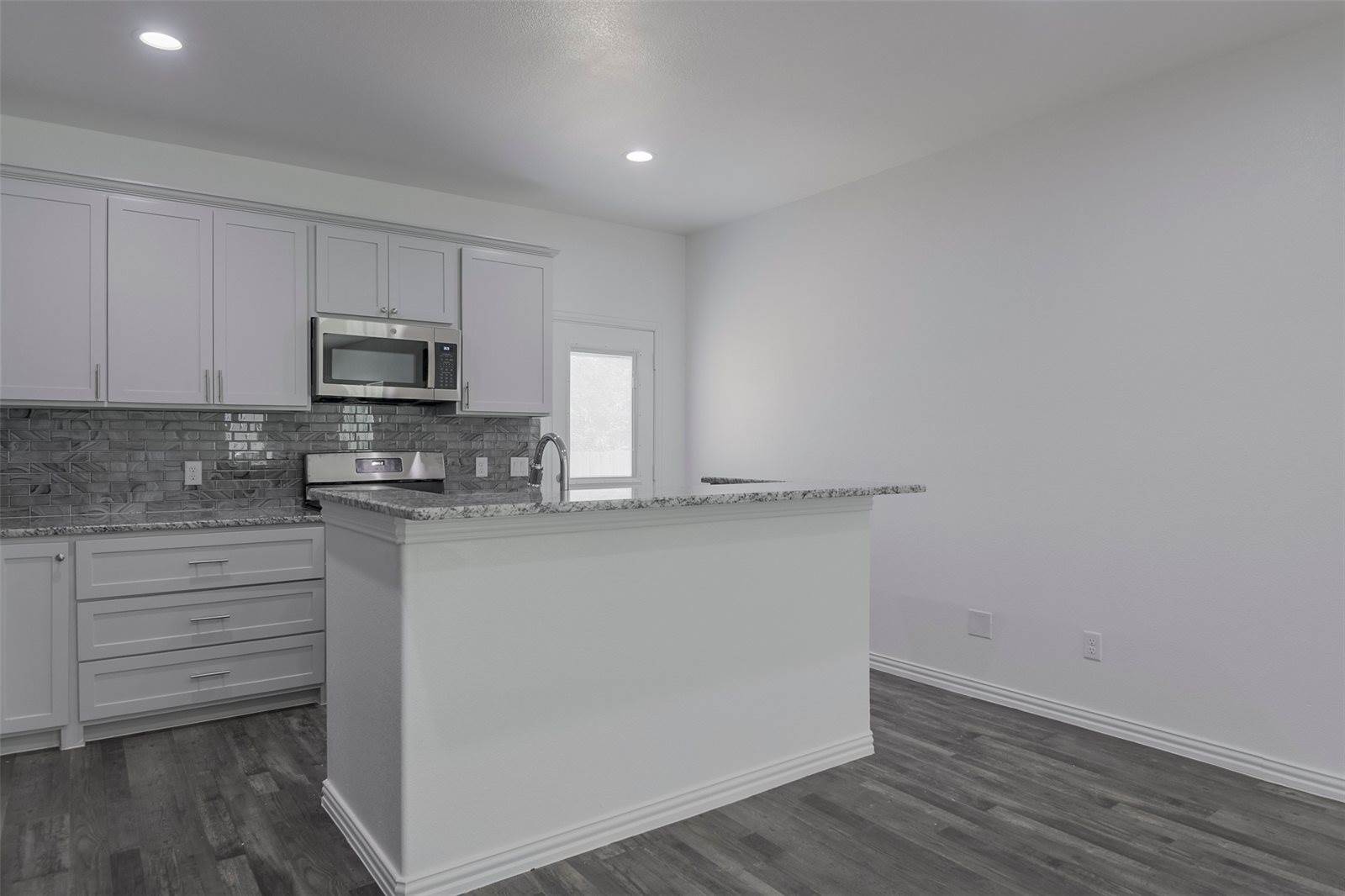 2614 Marjorie Avenue, Dallas, TX 75216