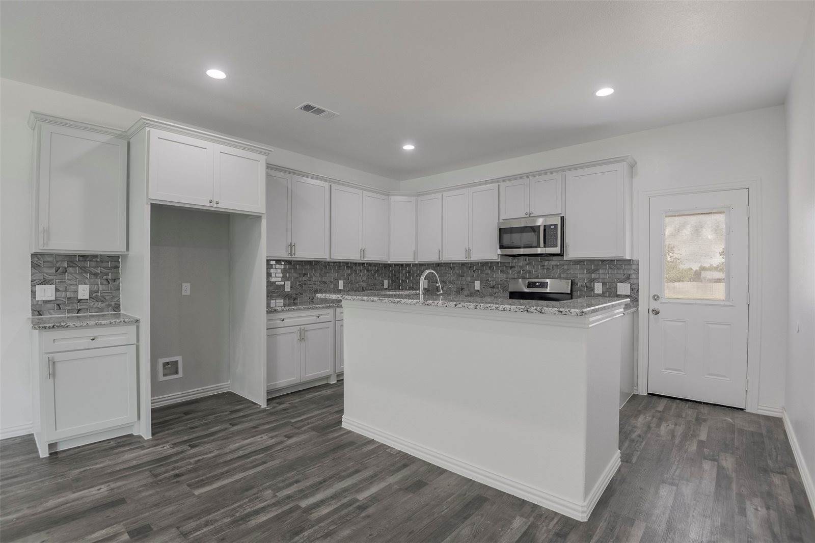 2614 Marjorie Avenue, Dallas, TX 75216