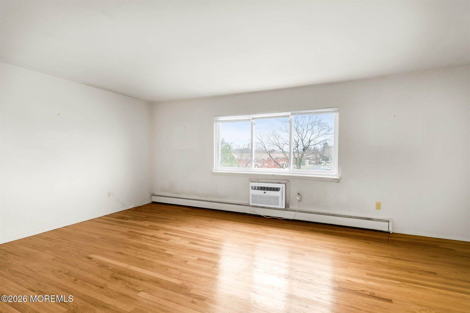 15 Azalea Court, Eatontown, NJ 07724